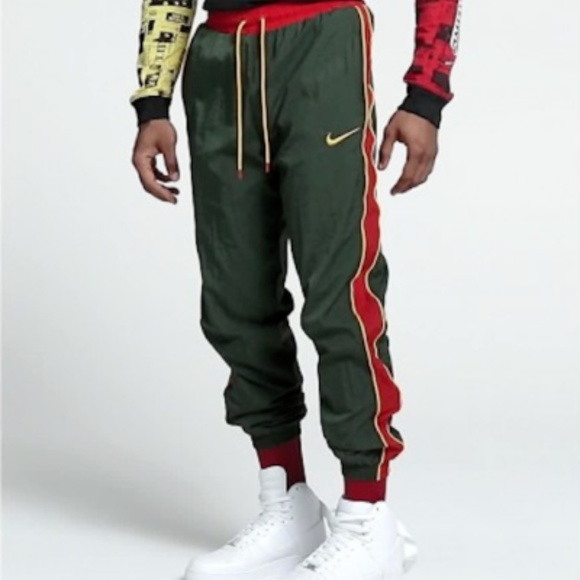 nike woven basketball pants